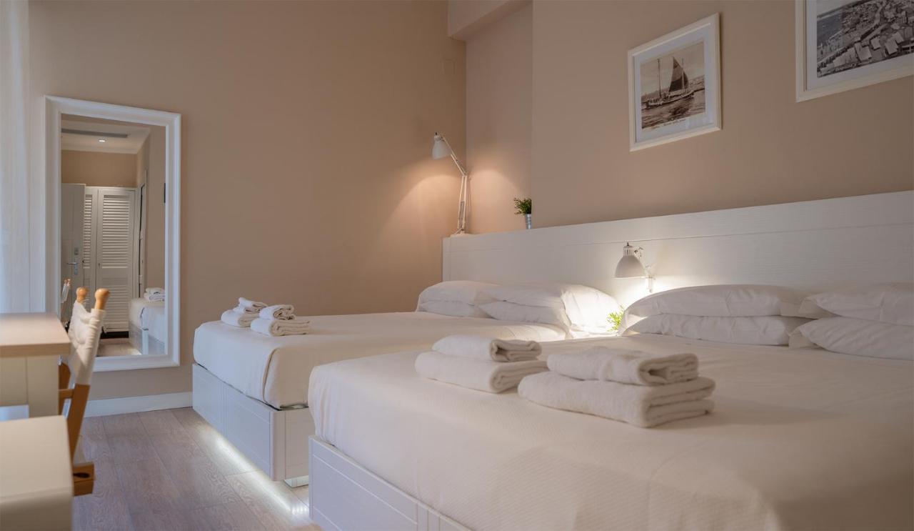 Hotel Bristol Католика Екстериор снимка