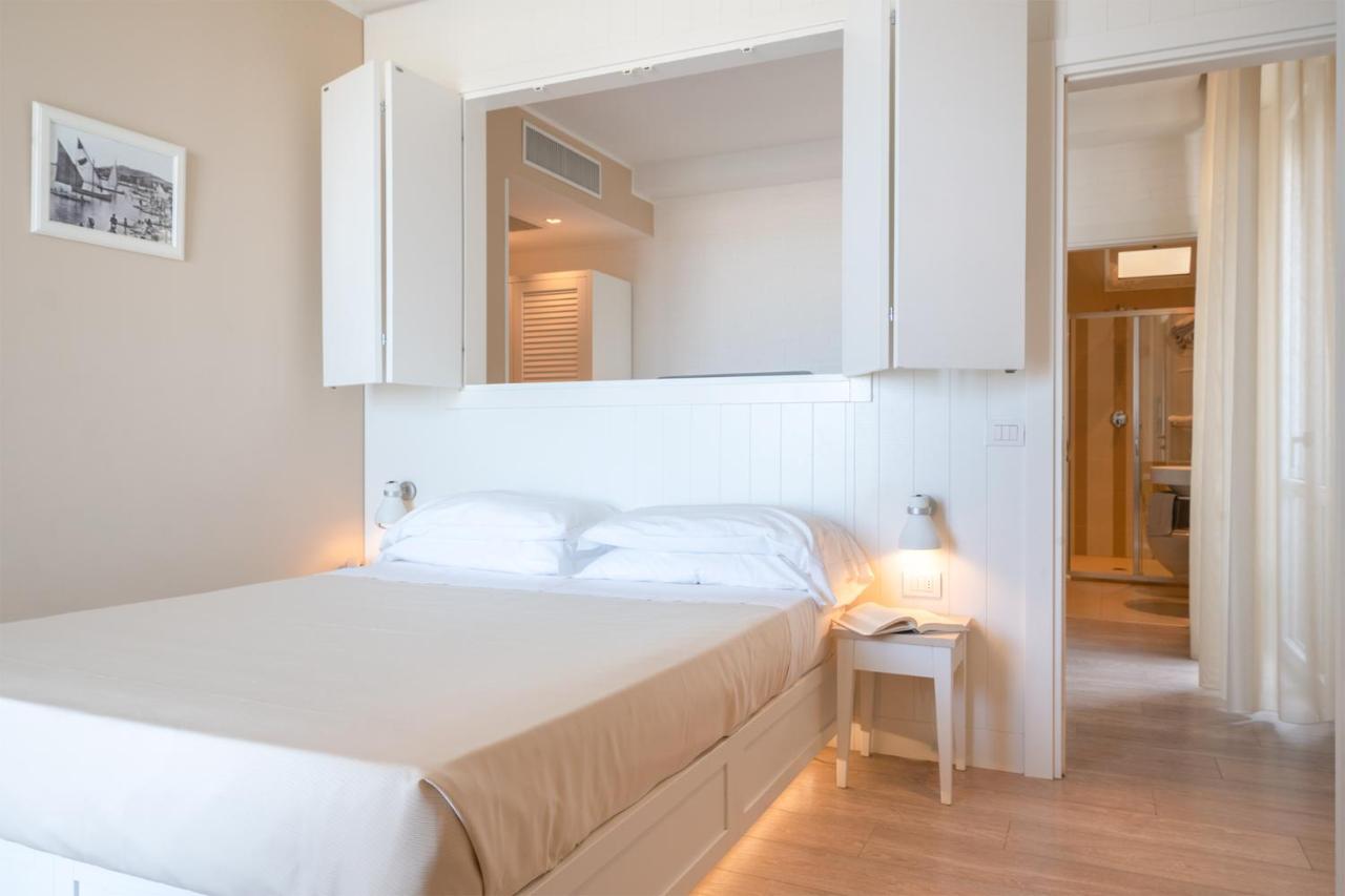 Hotel Bristol Католика Екстериор снимка