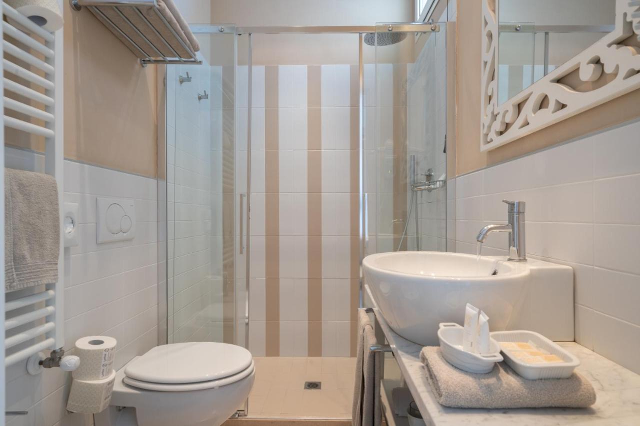 Hotel Bristol Католика Екстериор снимка