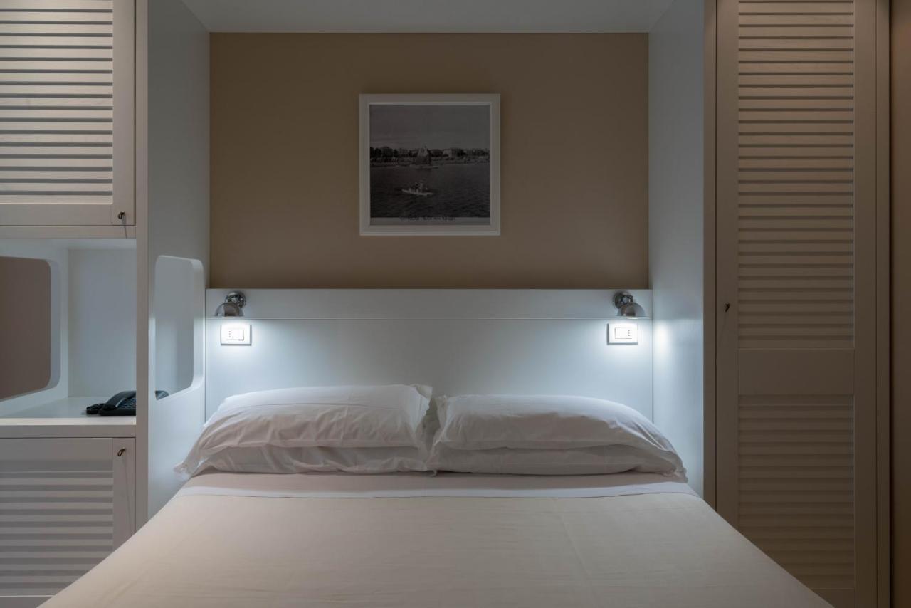 Hotel Bristol Католика Екстериор снимка