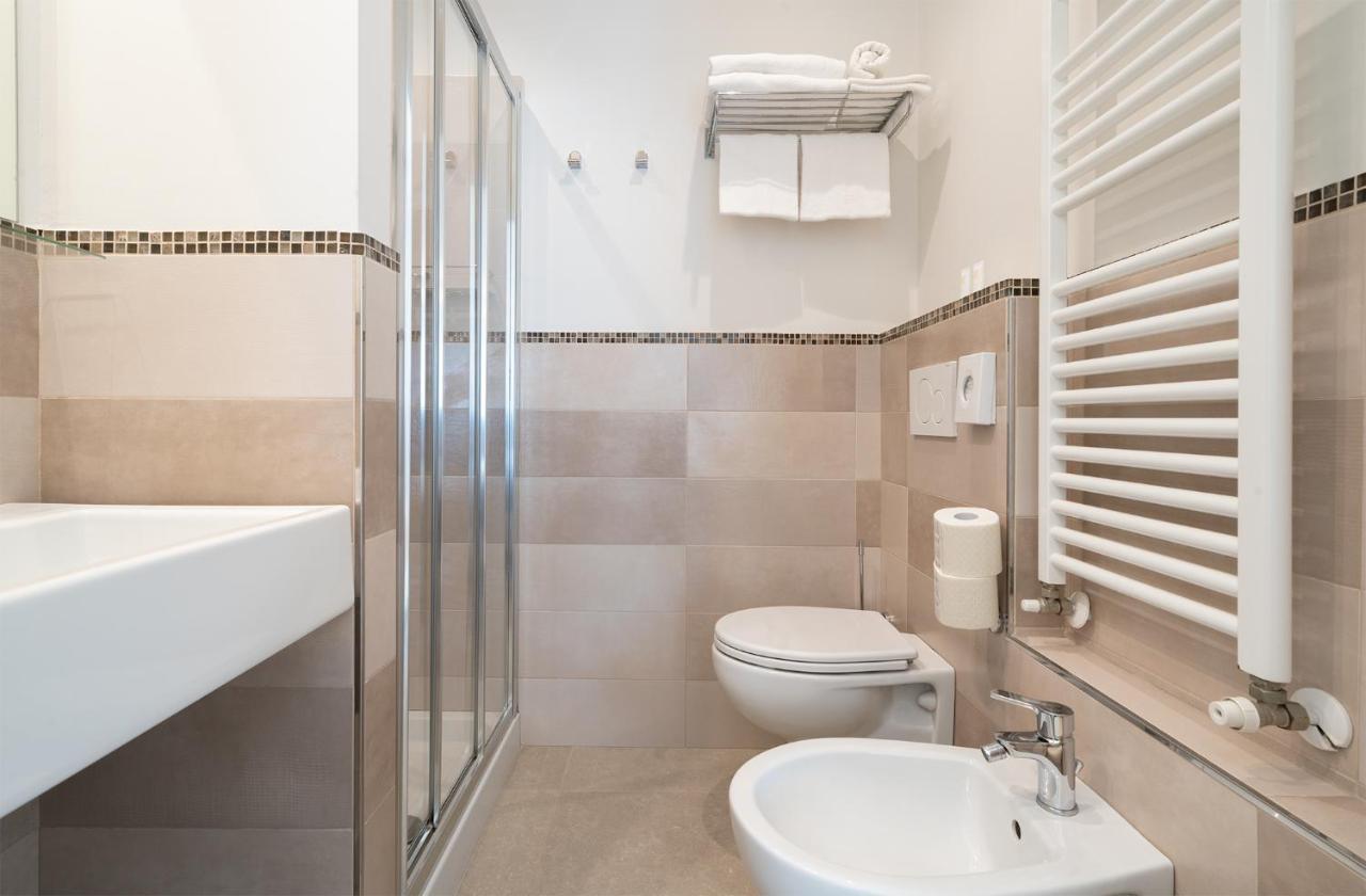 Hotel Bristol Католика Екстериор снимка