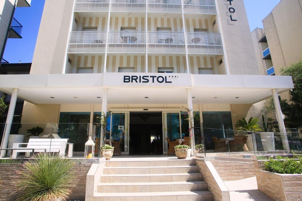 Hotel Bristol Католика Екстериор снимка